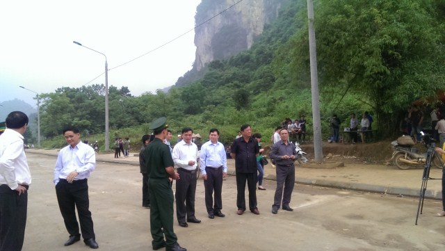 Hội đồng nhân dân tỉnh Cao Bằng khảo sát nắm tình hình giải ngân, thanh toán vốn đầu tư xây dựng cơ bản năm 2013 của Ban Quản lý Khu kinh tế tỉnh Cao Bằng